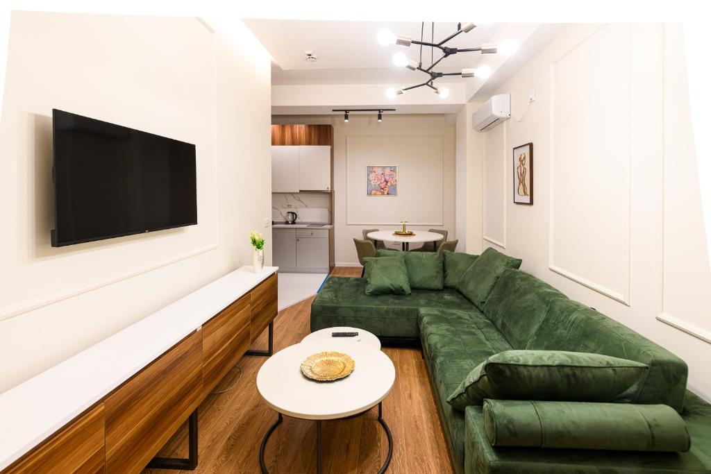Ivy – Park View
